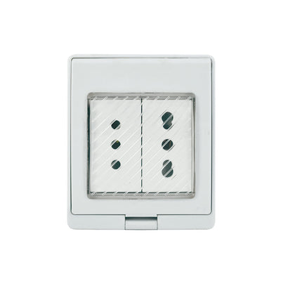 Contenedor IP55 con toma corriente doble 10A más 10/16A 250V, blanco