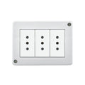 Casquete IP20 con toma corriente triple 10A, 250V, blanco - Miniatura 1