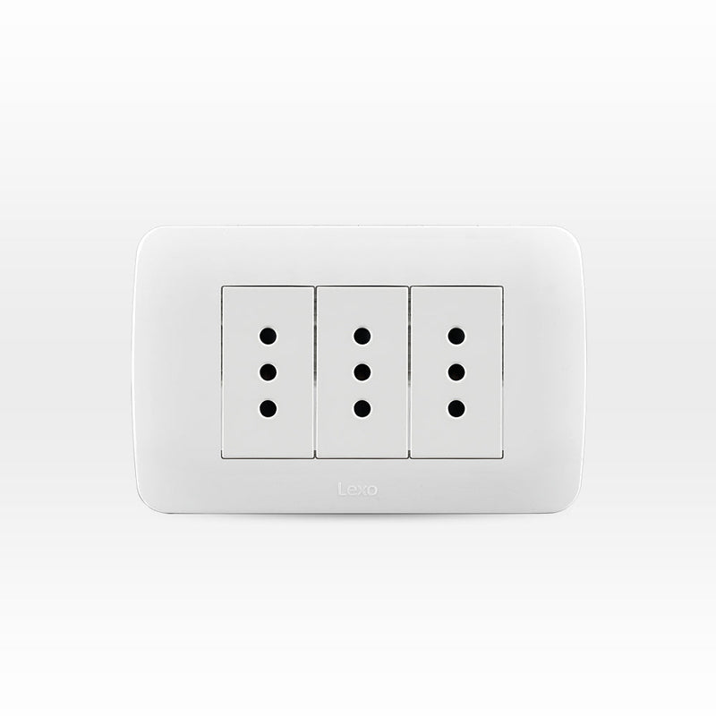 Toma corriente triple 10A 250V blanco armado