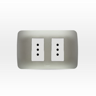 Toma corriente doble 10A 250V blanco/plata armado
