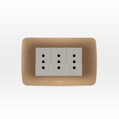 Toma corriente triple 10A 250V beige/titanio armado