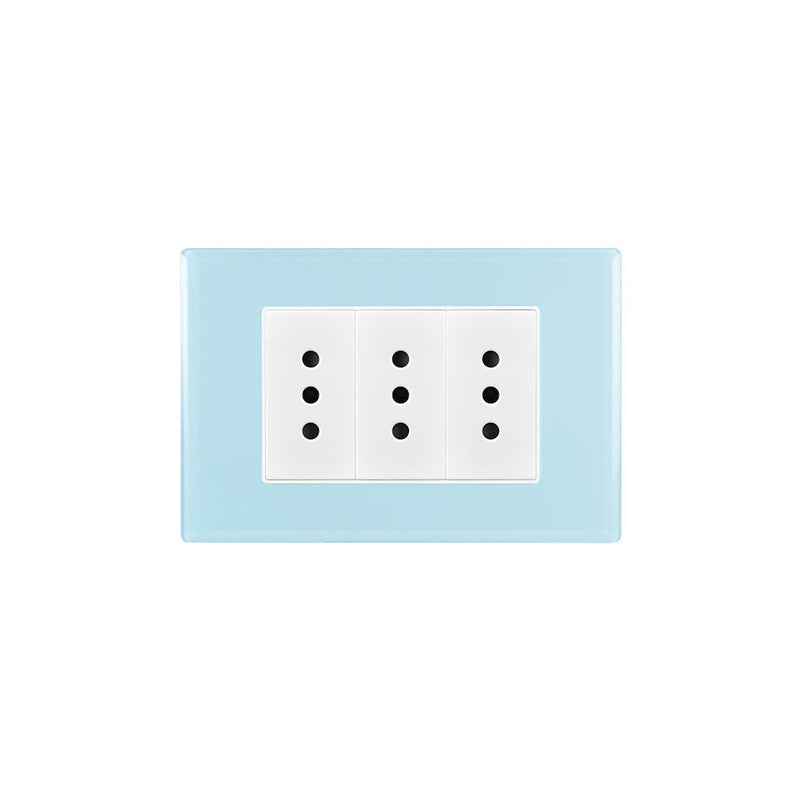 Toma corriente triple 10A 250V CRYSTAL armado
