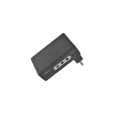 Adaptador triple plano 10A, 250V, 2P+T, negro